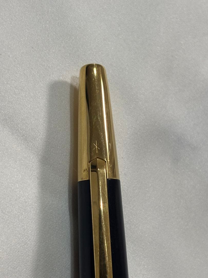 <希少> '70s新品PILOT ノック式万年筆　14K-585キャップレス 希少> '70s新品PILOT ノック式万年筆 14K-585キャップレス - メルカリ