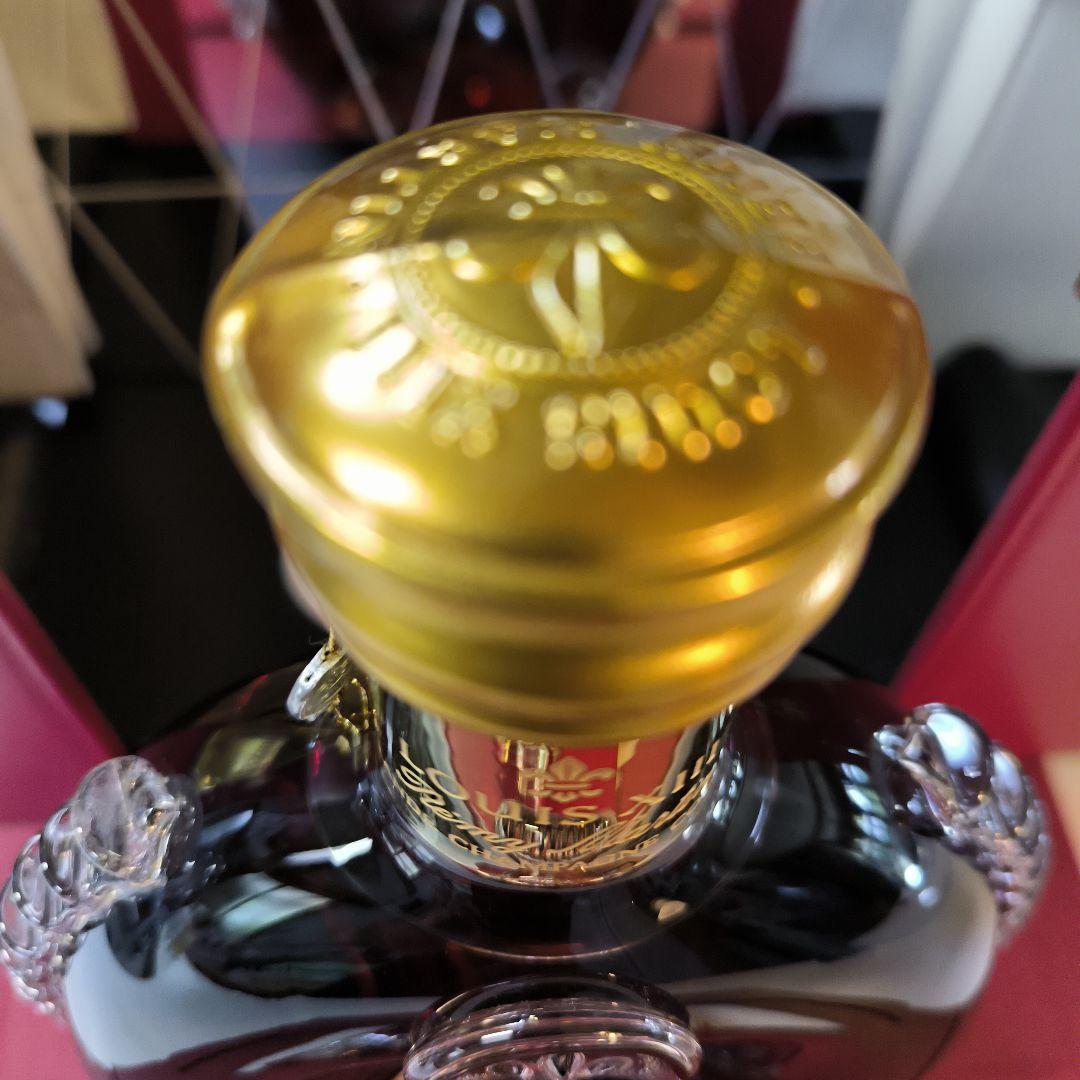 レミーマルタンルイ13世 観音開き、専用箱、外箱シリアルナンバー