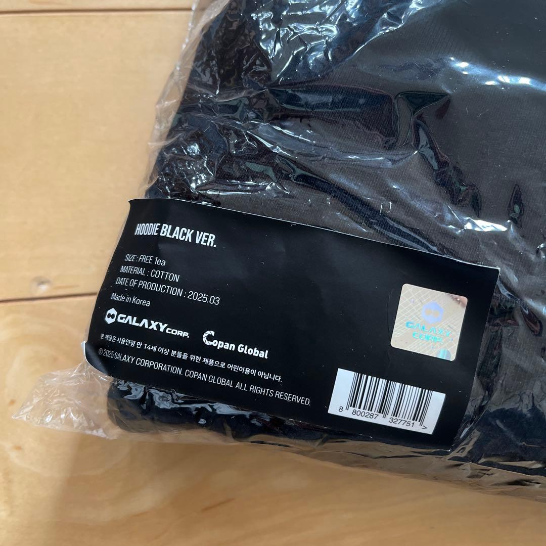 G DRAGON Ubermensch ブラックフーディ