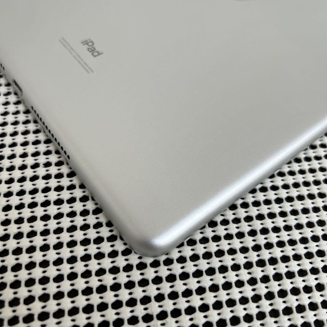 522【早い者勝ち】iPad8 第8世代 32GB SIMフリー☆