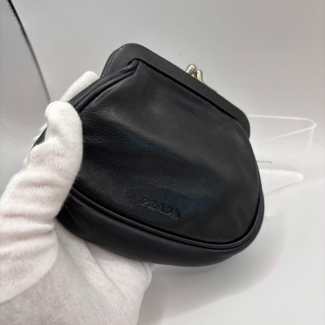 希少品　PRADA ケース　小銭入れ　ポーチ　ブラック　レザー　型押し