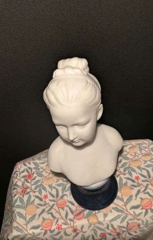 ホワイトビスク pucci（プッチ）【 ルイーズ・ブロンニャール 】胸像