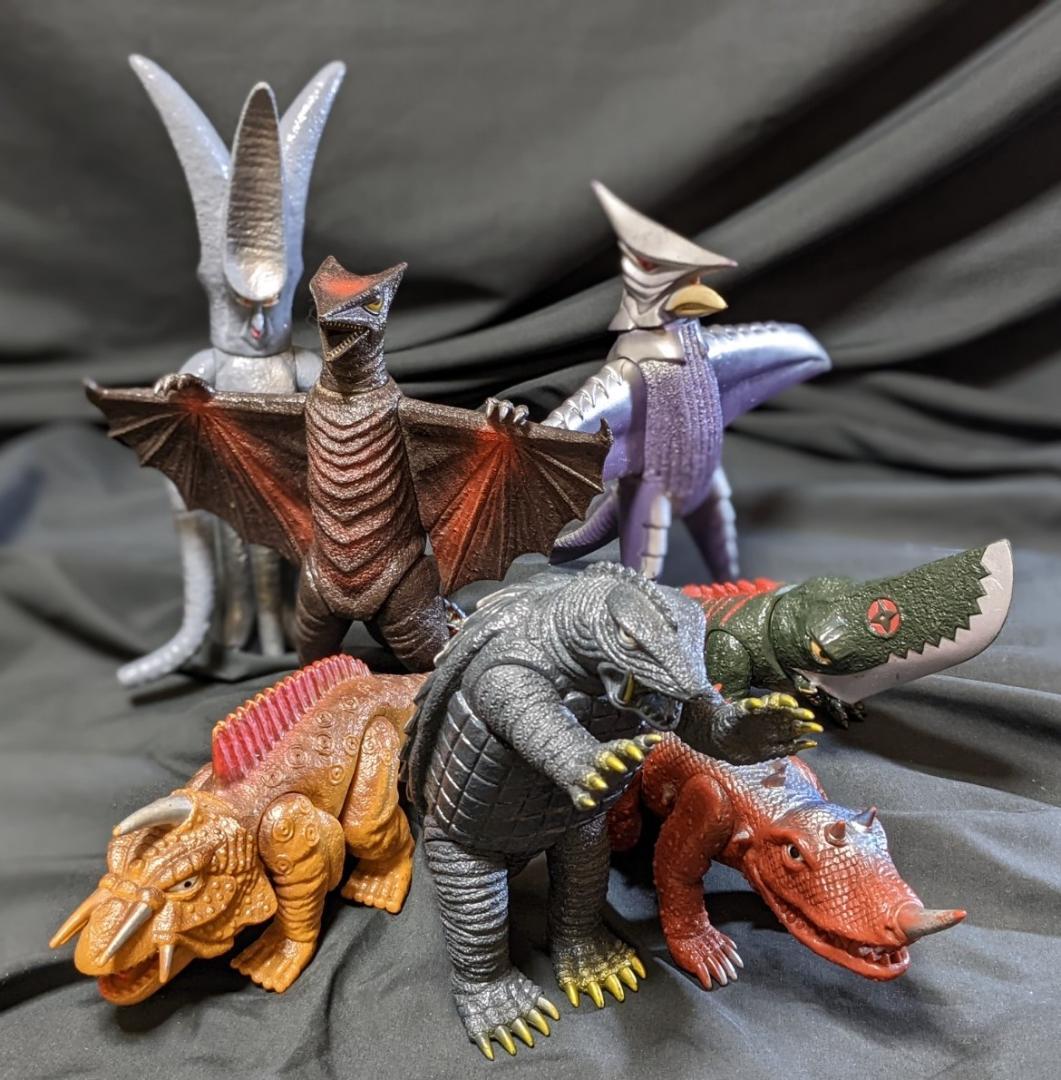昭和ガメラ＆登場怪獣ソフビフィギュア （バンダイ）コンプリート7体