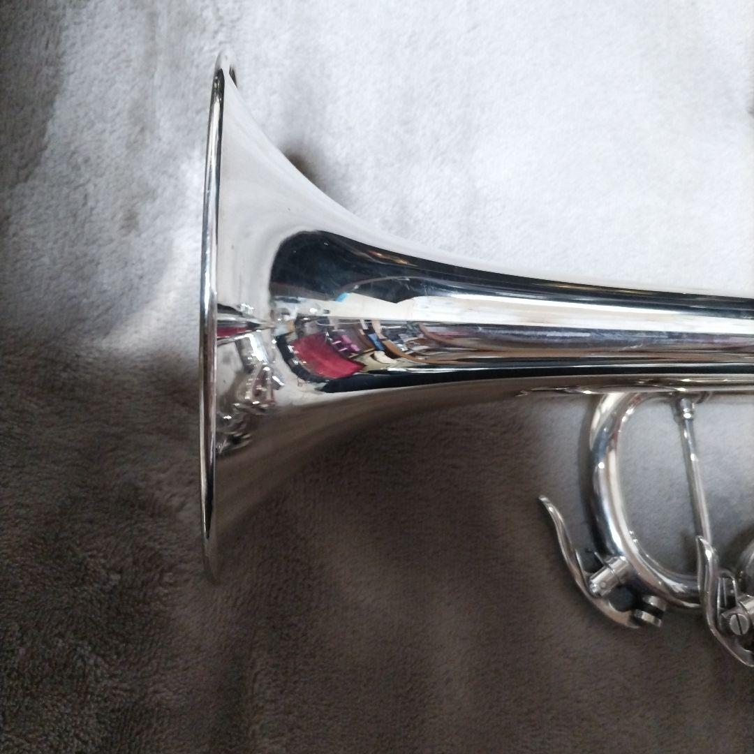 YAMAHA　トランペット　YTR-8335S Custom