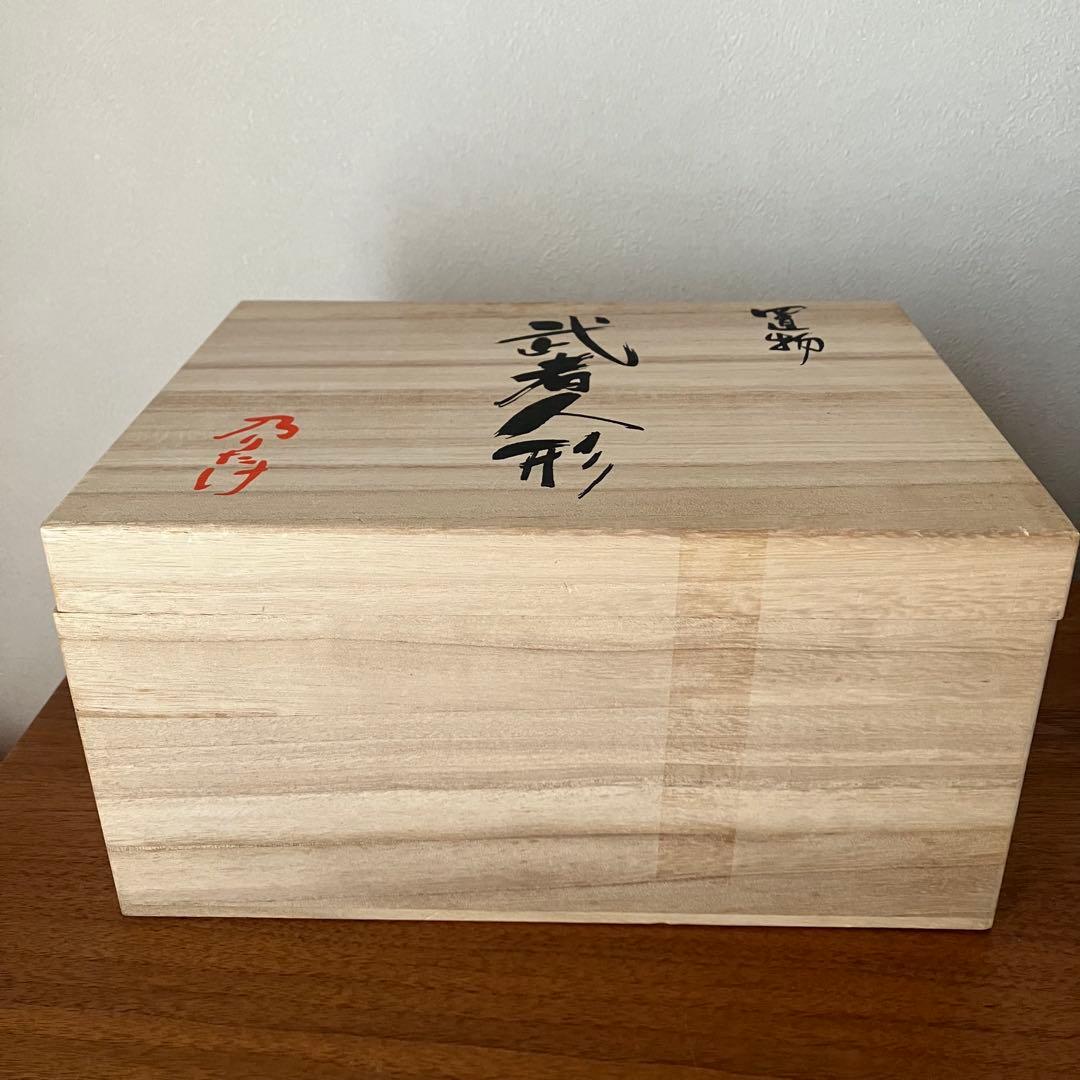 美品】ノリタケ 武者人形 五月人形 白磁 兜 陶器 置物 箱付き - メルカリ