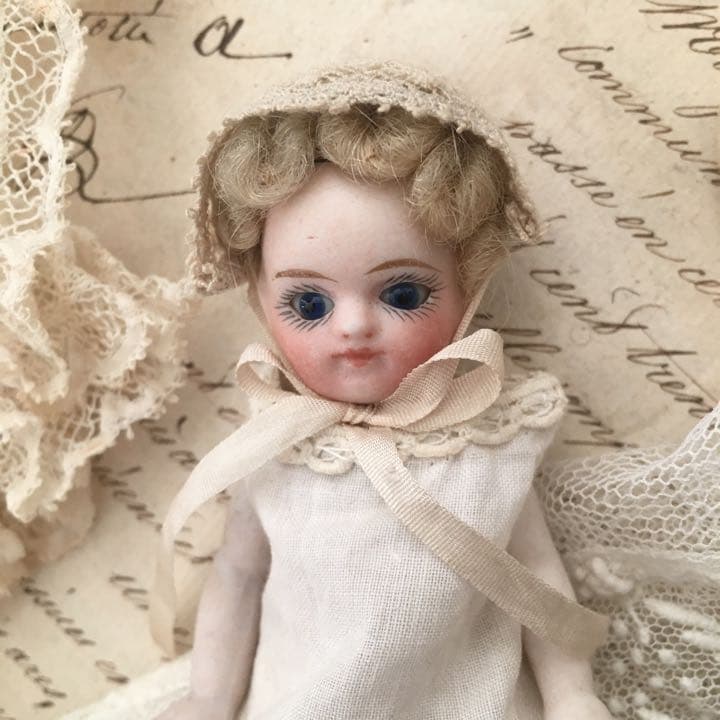 フレンチ ミニョネット アンティーク ビスクドール