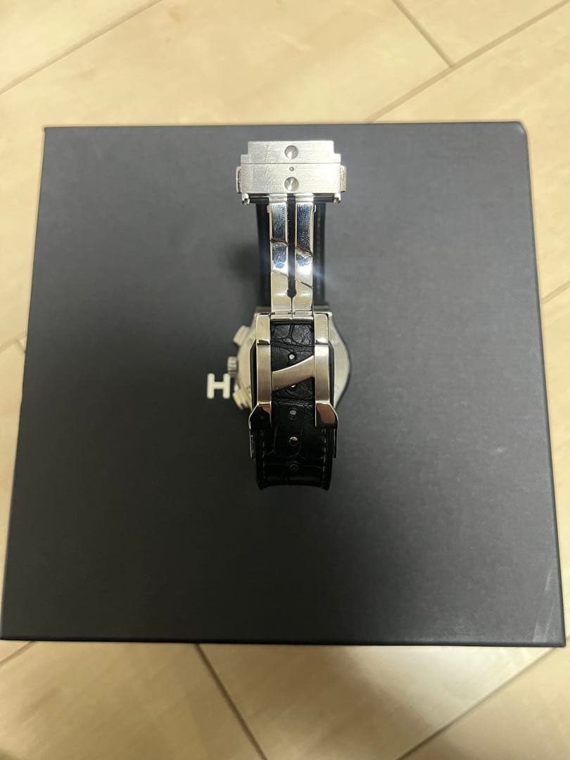本日限定価格　HUBLOT ウブロ クラシックフュージョン