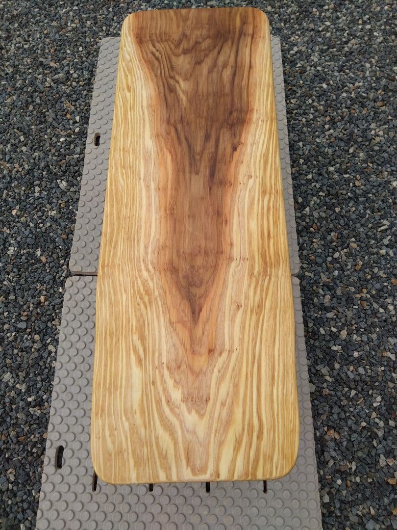 杉板と檜のベンチ84 天板は肌に優しい杉 節無し