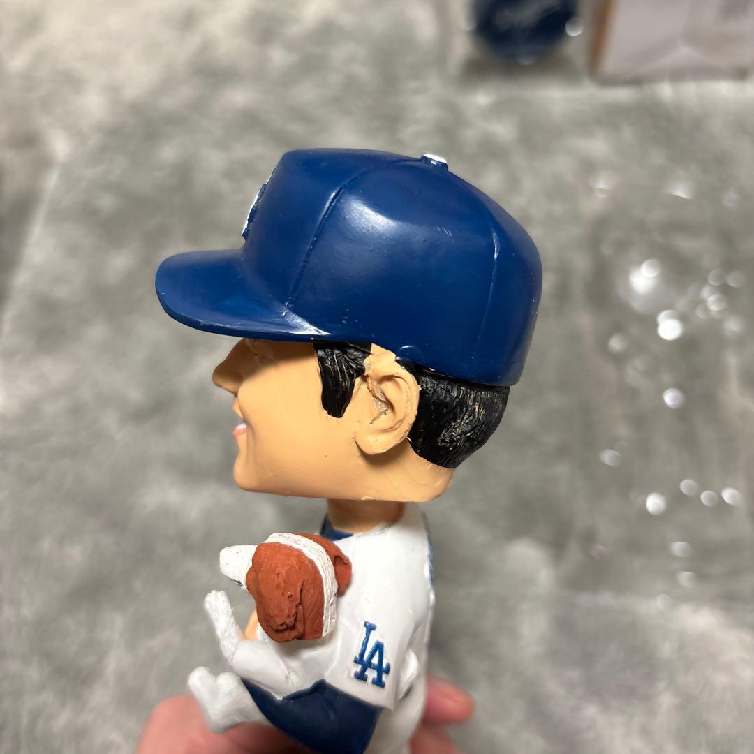 【値下げ】大谷翔平　フィギュア ドジャース　17 デコピン　バブルヘッド