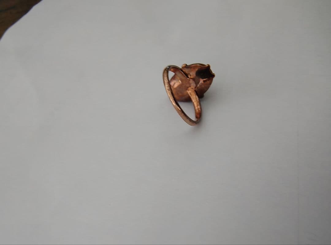 agete ブラウン ドロップ型 リング