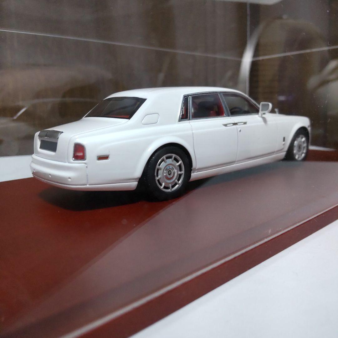 ロールスロイス ファントム 2009 イングリッシュホワイト 1/43 TSM