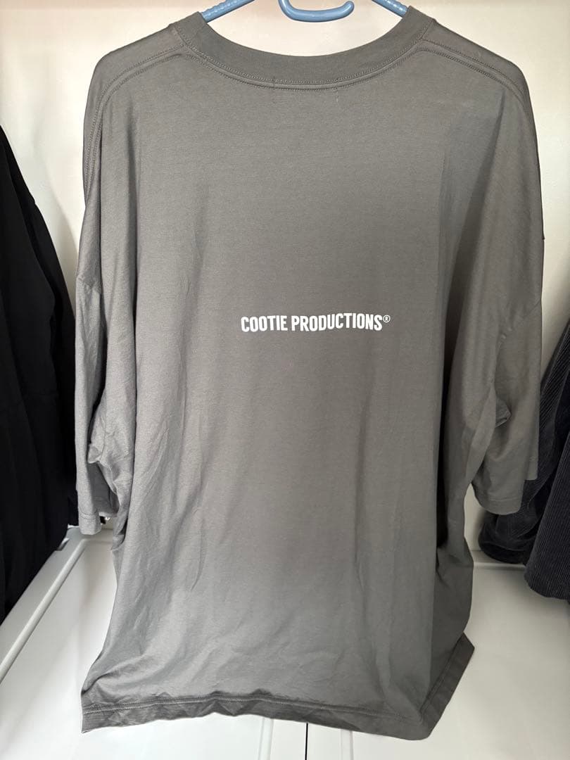COOTIE PRODUCTIONS グレー Tシャツ M 店舗限定