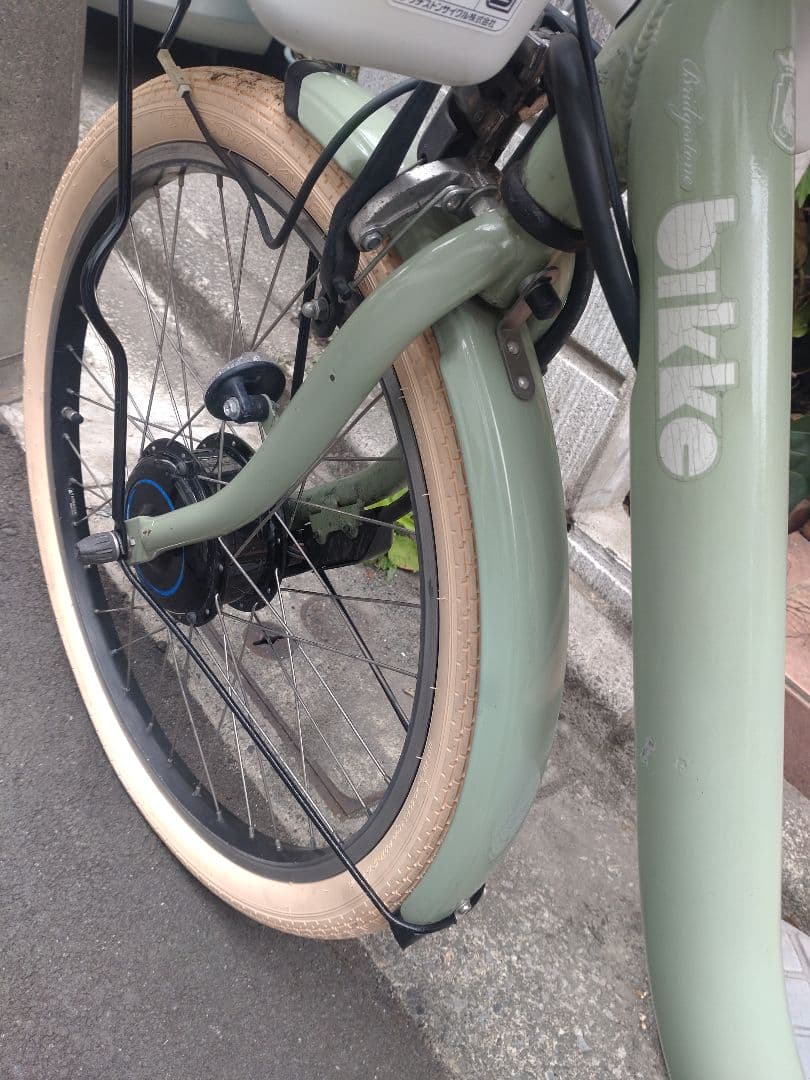 配送可★直接引渡可★カスタム【現行型ビッケモブ】電動アシスト自転車★３人乗子供乗