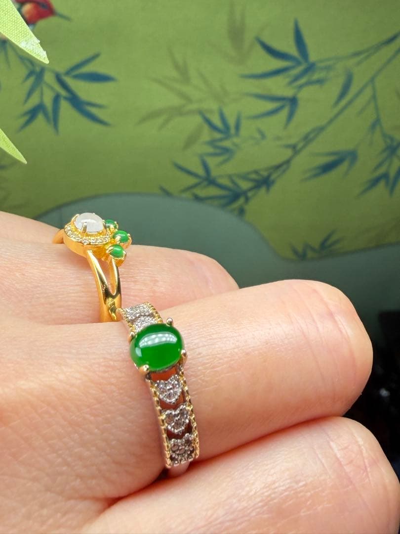 貴重❣️ミャンマー産天然本翡翠　帝王緑、濃厚な満緑カラー翡翠リング　鑑定書付き
