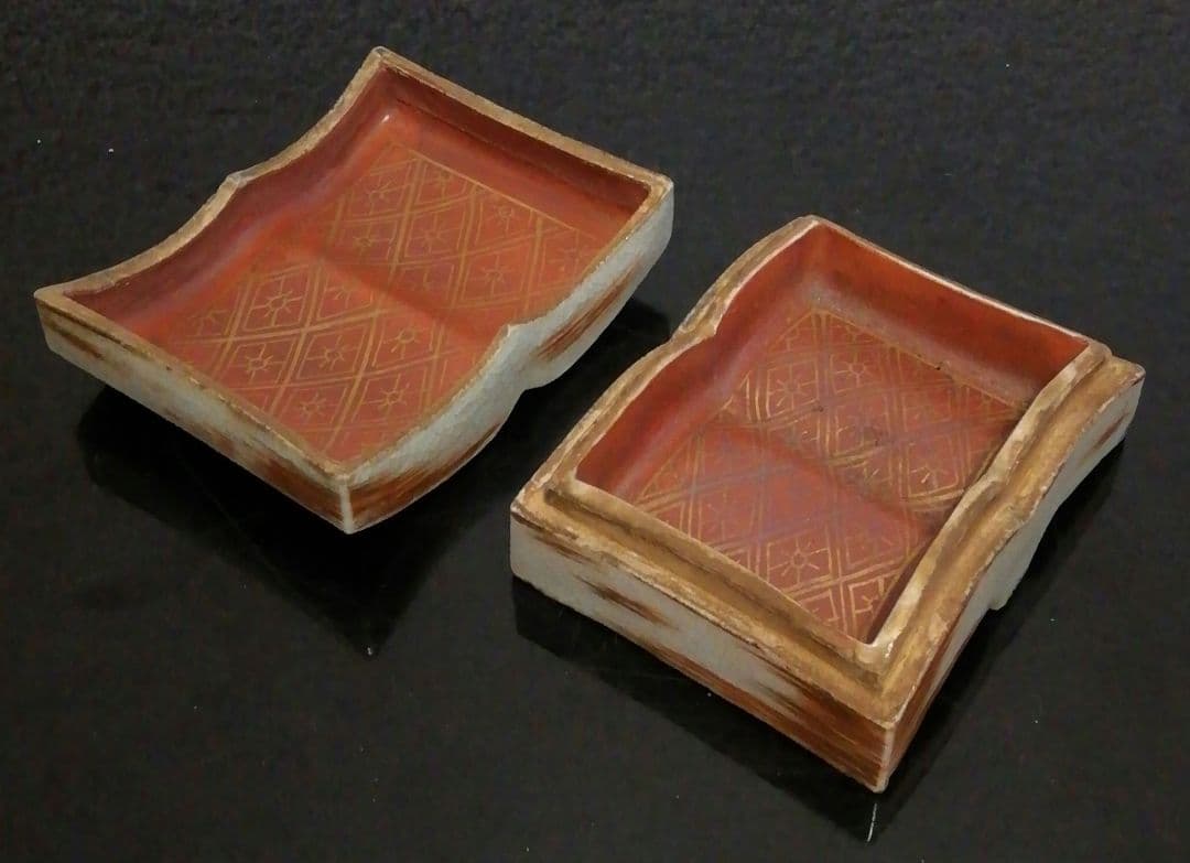 真葛香山作 色絵 本型 香合 箱付 茶道具