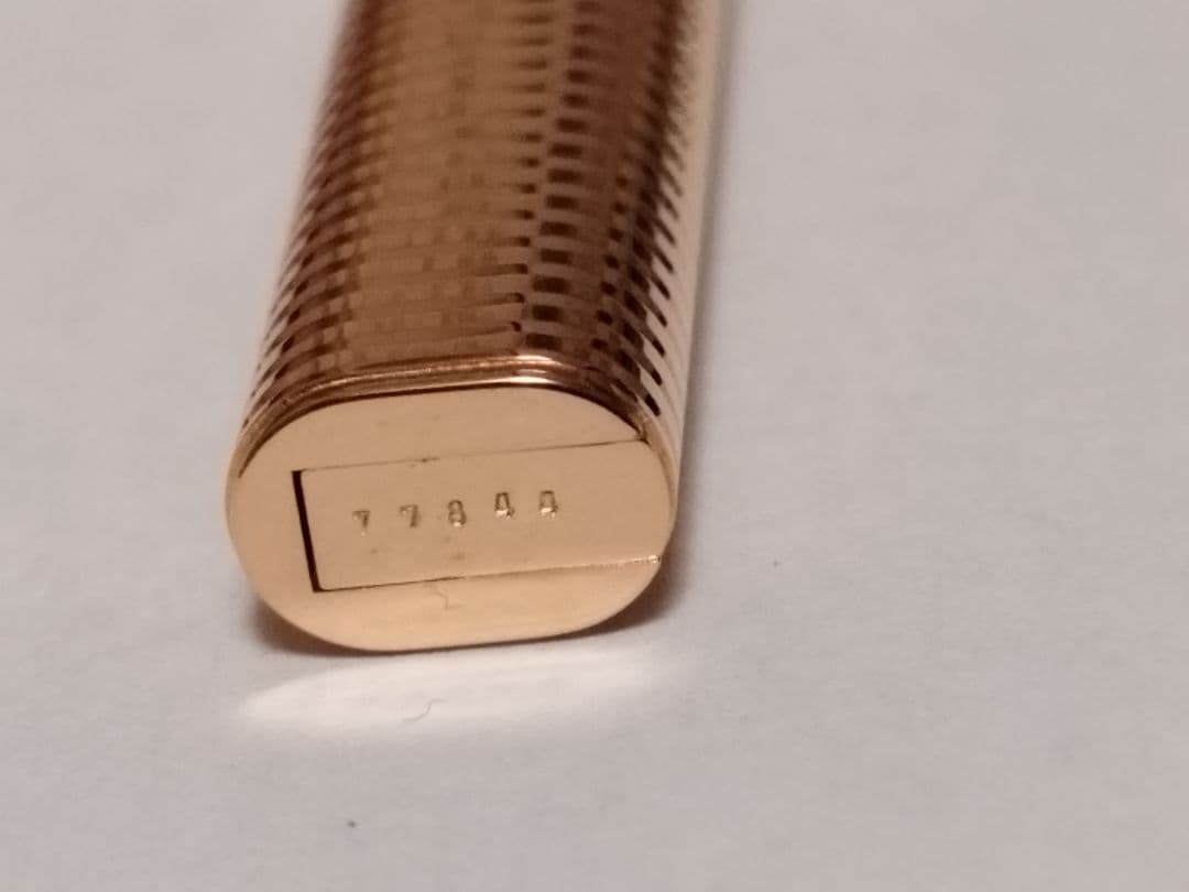 カルティエ 万年筆 Cartier Les Must ゴールド - メルカリ