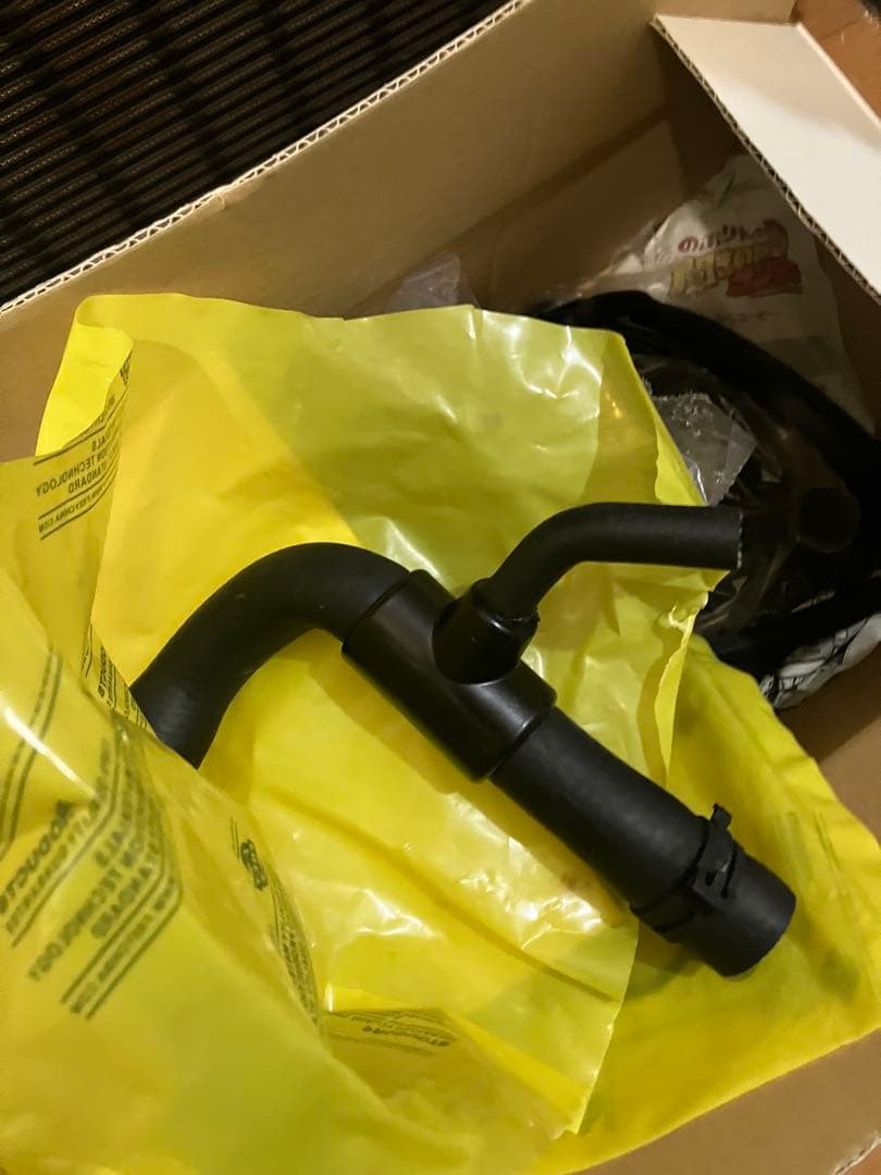 ベンツW212 M271 イグニッションコイル冷却パイプオイルフィルター新品