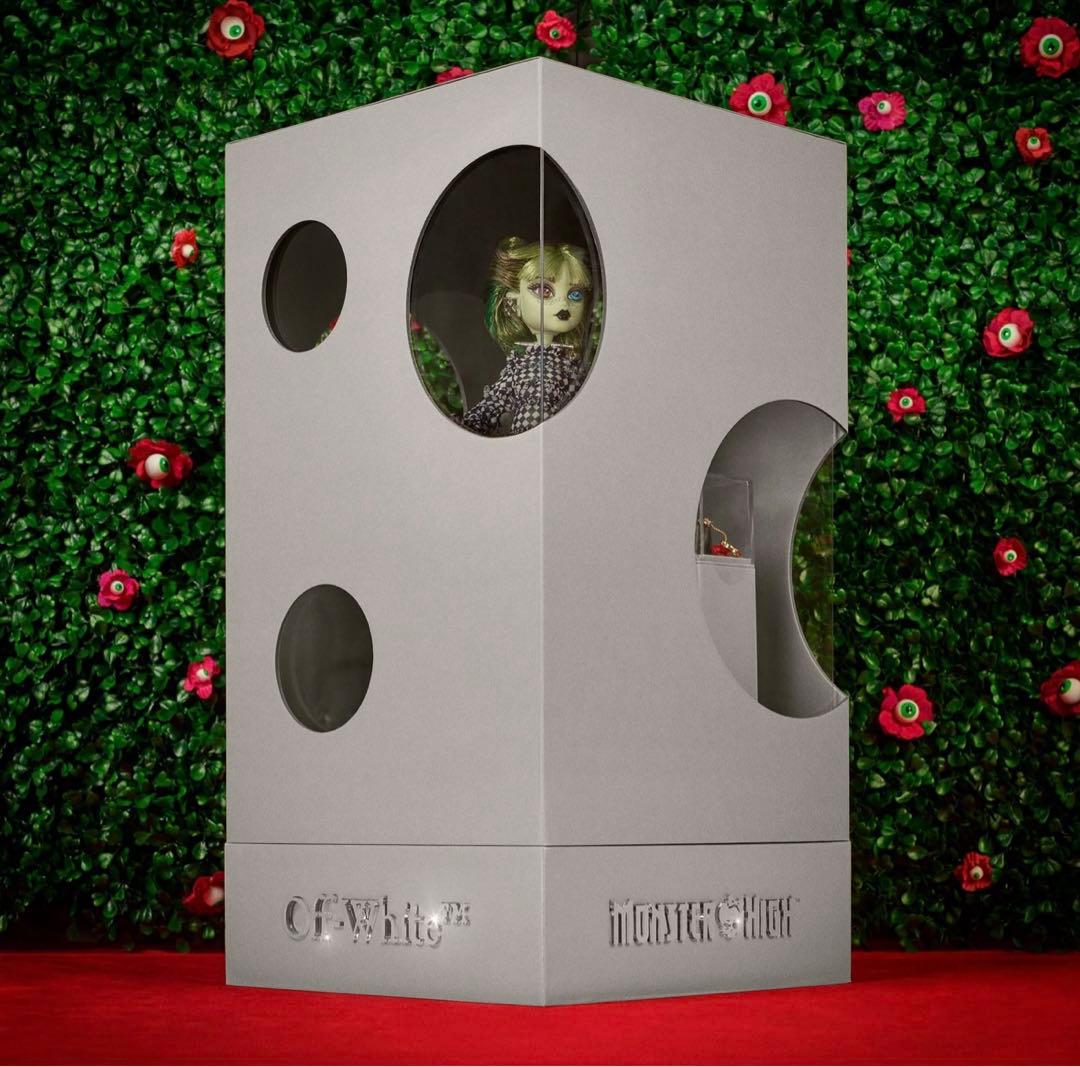 SF・ファンタジー・ホラー Off-White x Monster High Harmonie Ghoul