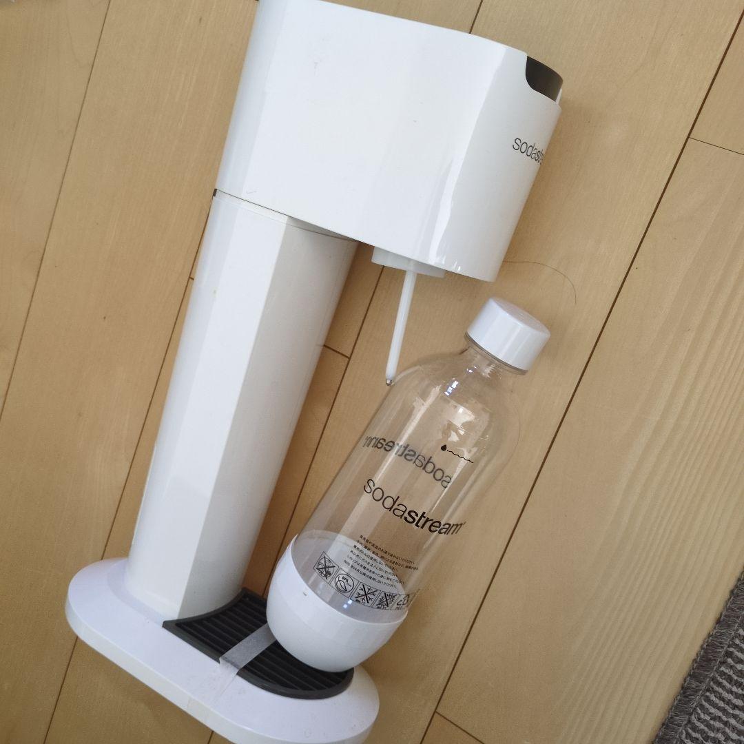 sodastream 炭酸水メーカー ホワイト 本体とボトル付き ボトル満