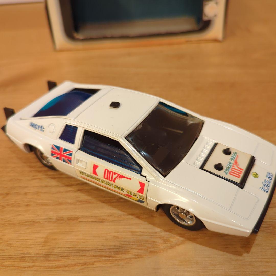 エーダイグリップ　007 ロータスエスプリ