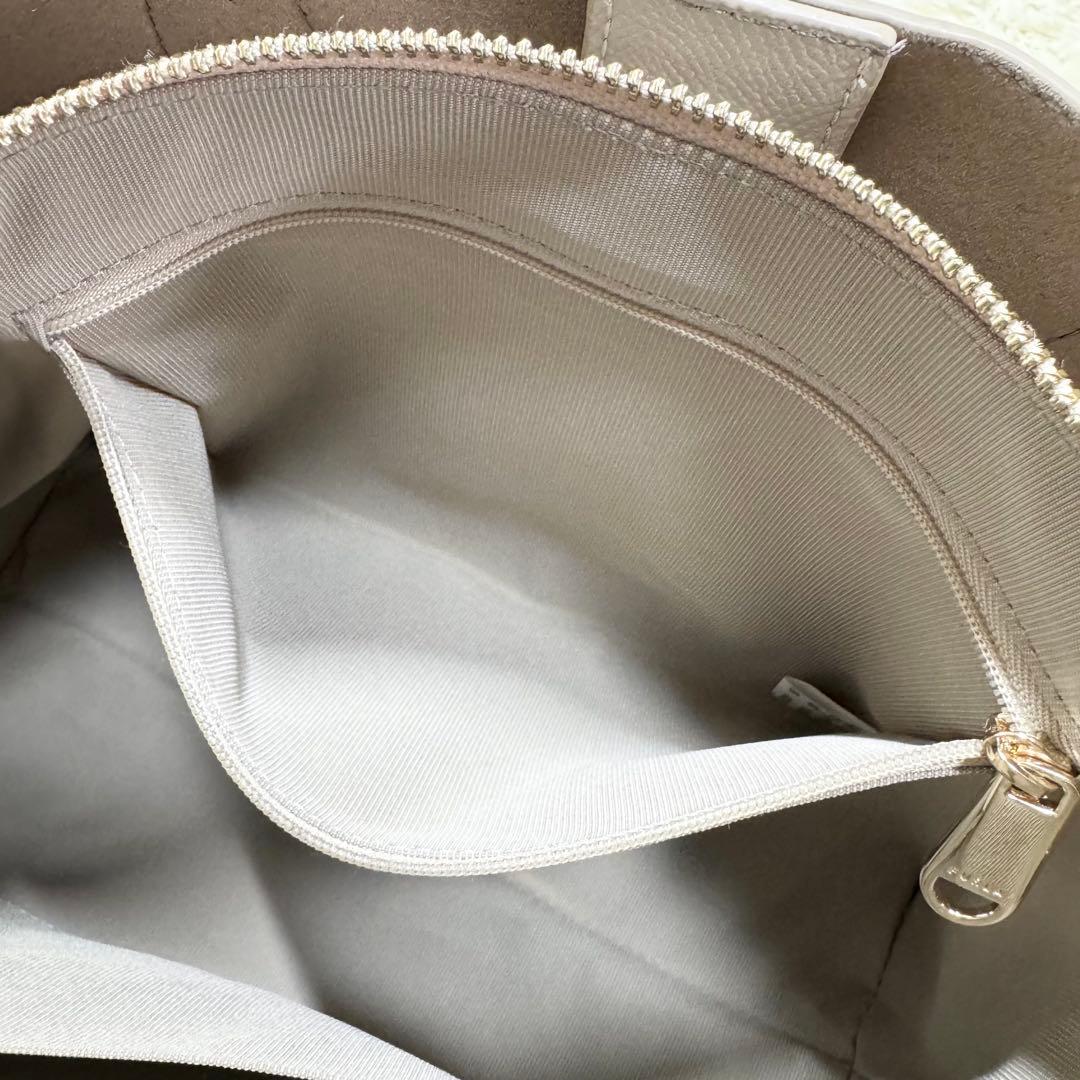 ✨保存袋付き✨フルラ 現行 ヴィットリア 2wayショルダーバッグ ベージュ