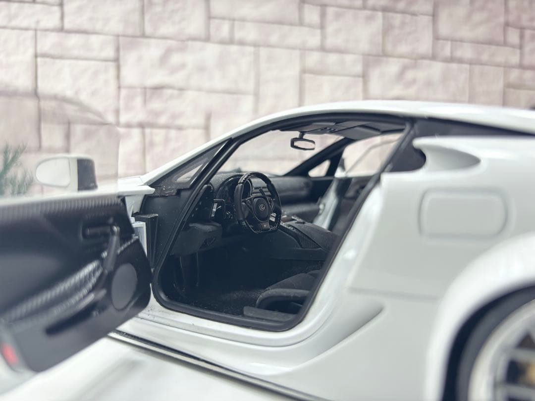 1/18ミニカー レクサスLFAハイパーフォージド深リムスーパーワイド