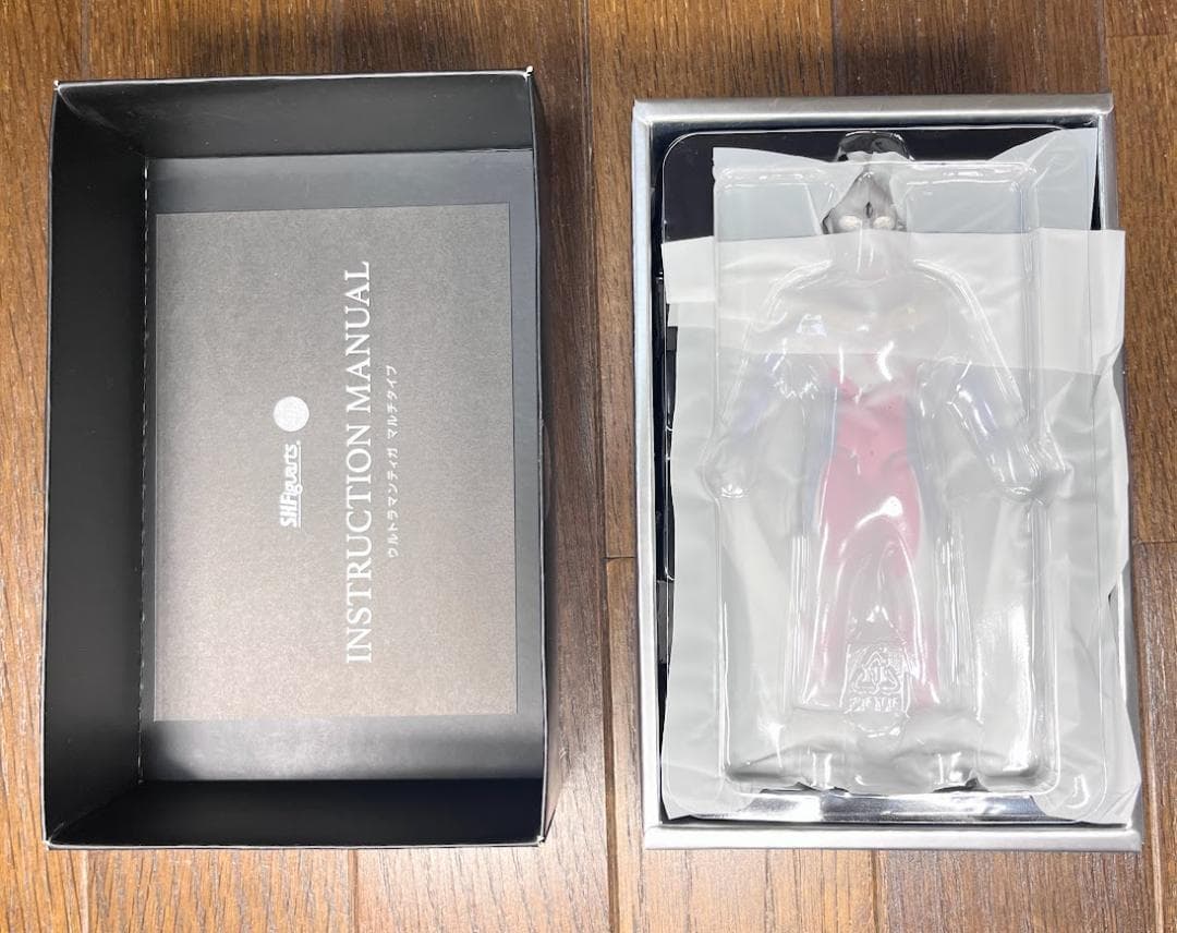 【美品】　S.H.Figuarts　真骨彫製法　ウルトラマンティガ　マルチタイプ