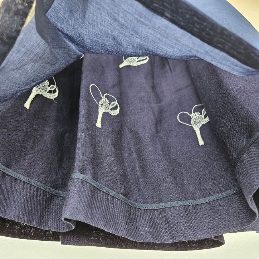 希少★ミナペルホネン mademoiselle リネン混タックスカート 刺繍