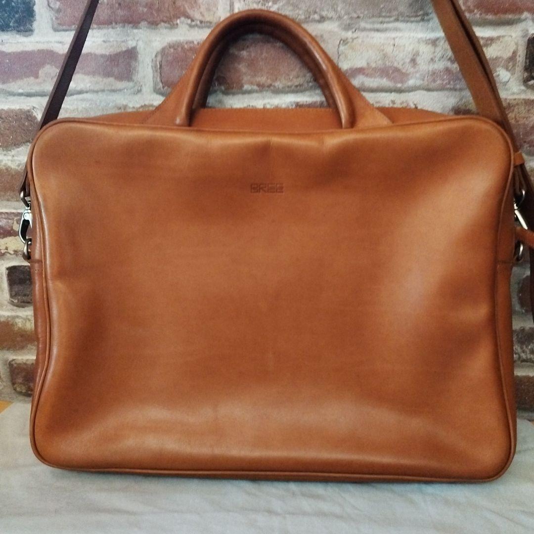 美品　BREE ブラウン ビジネスバッグ レザー