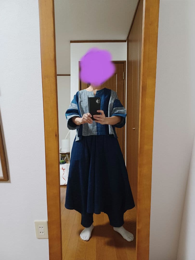 うさとの服　モモンガパンツ　藍染め　手織り