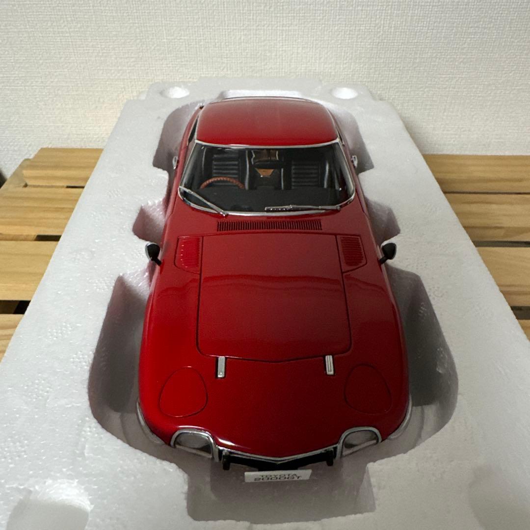 Autoart 1/18 トヨタ 2000GT クーペ