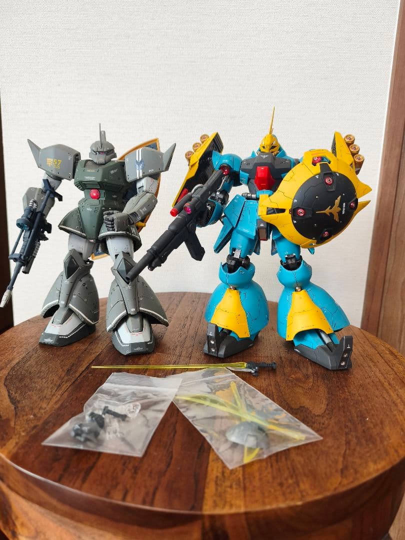 完成品】MG1/100ヤクトドーガ/ゲルググ【塗装品】