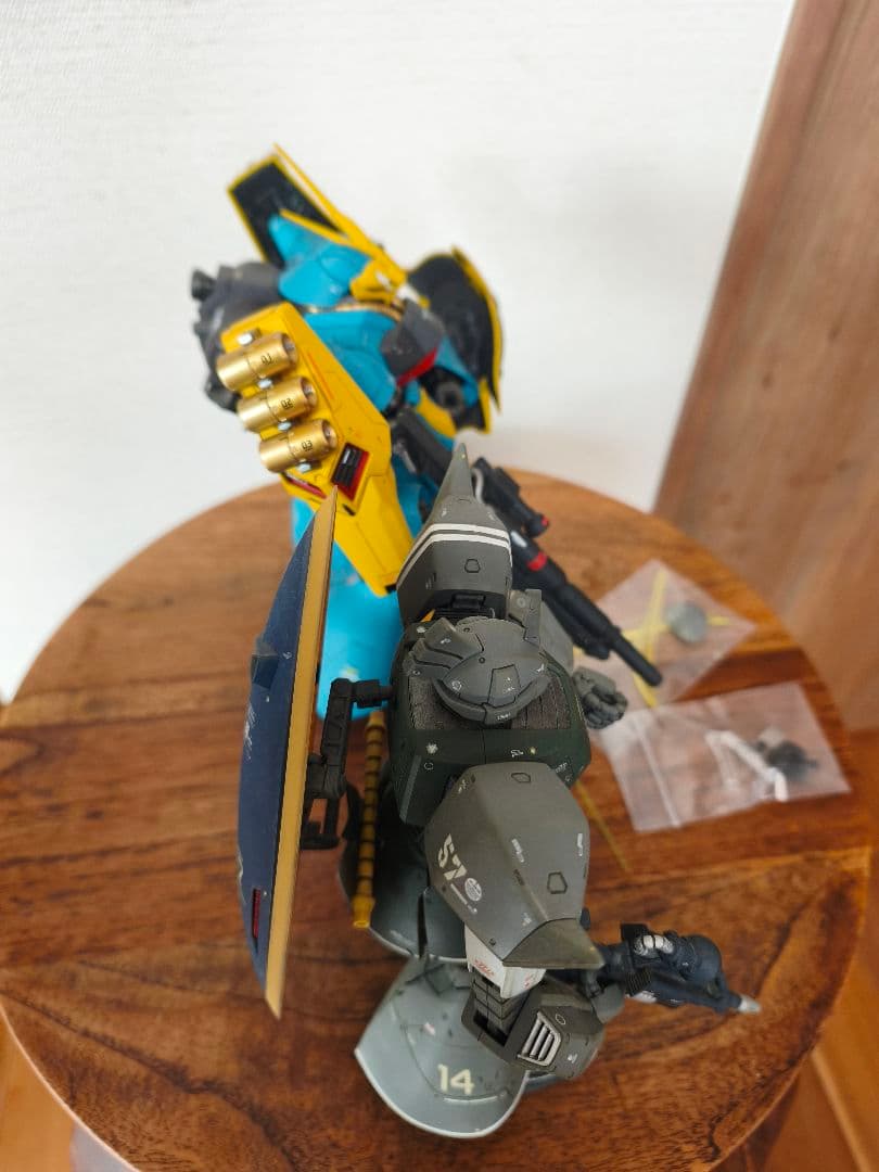 完成品】MG1/100ヤクトドーガ/ゲルググ【塗装品】