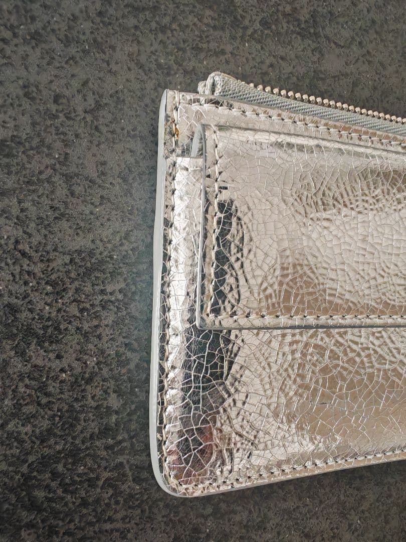 GIVENCHY 4G ジップ付きカードホルダー(ミニ財布)