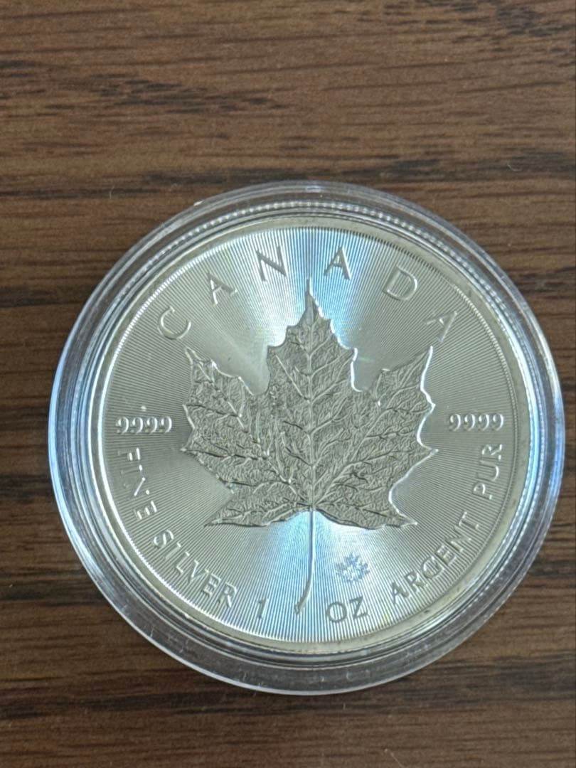 【純銀1oz】カナダ メイプルリーフ 9999 31.1g カプセル付