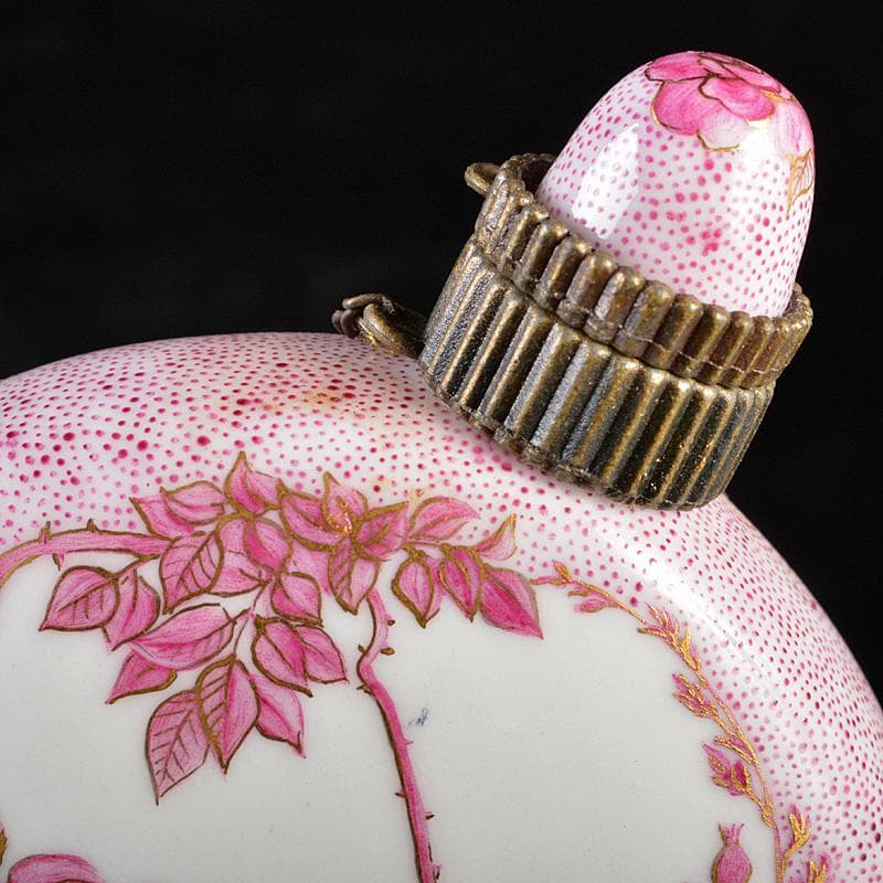 アトリエノート　松村扶佐子作　白磁　柴田是真　下絵　香水入　V　R5725