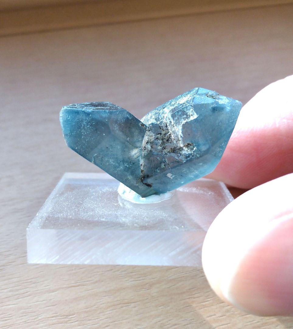 天然ブルークォーツ（青水晶） 希少鉱物標本 - メルカリ