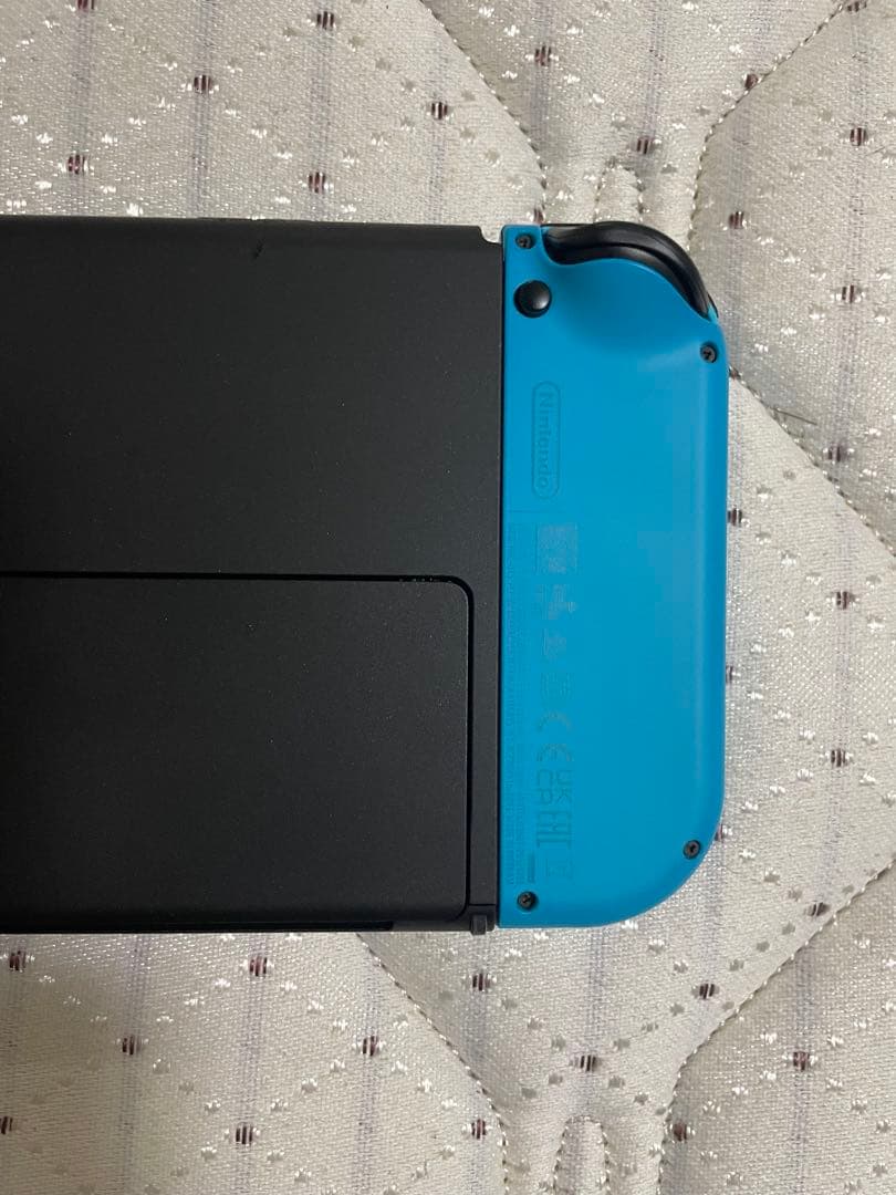 【美品】Nintendo Switch 有機ELモデル