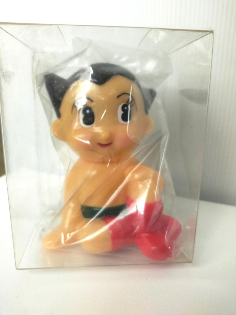 鉄腕アトム　ソフビ貯金箱　４個