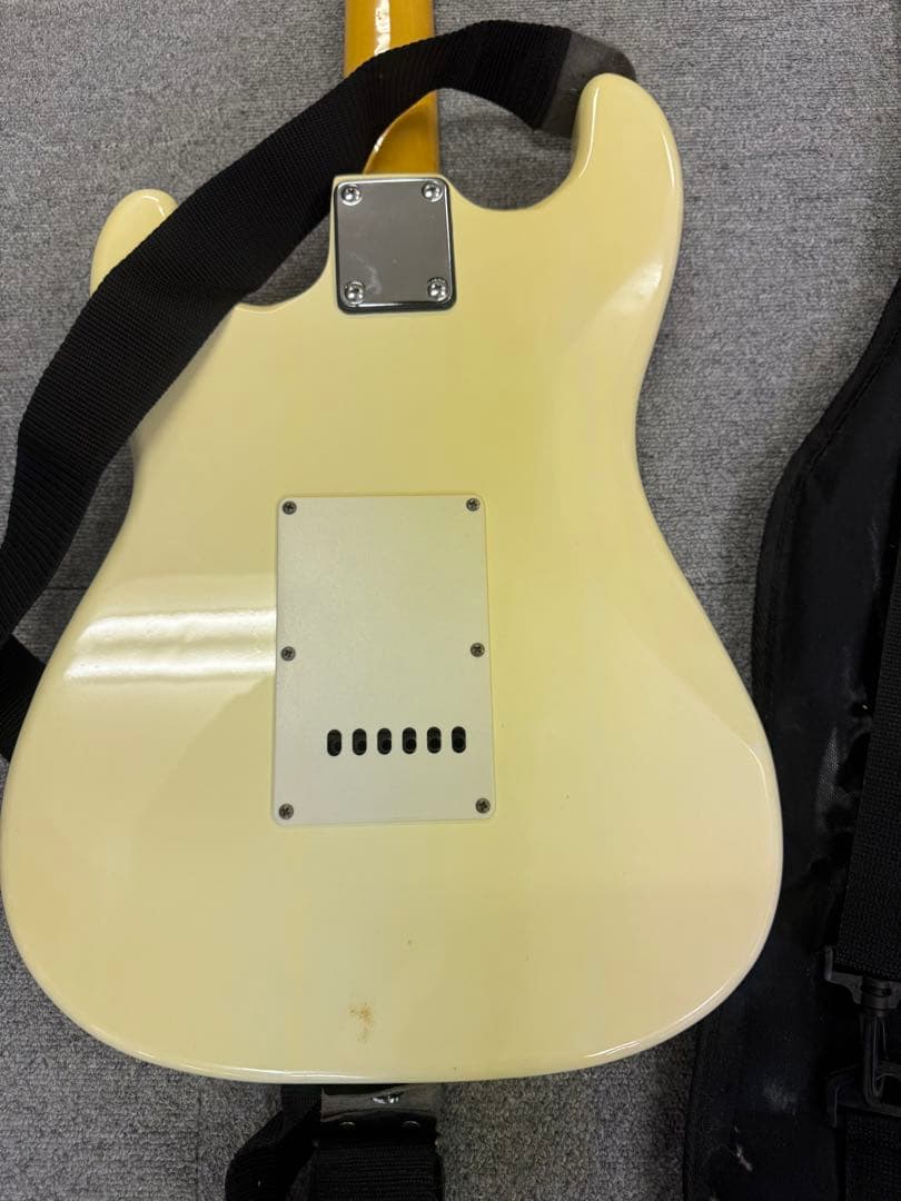 Mavis ストラトタイプ エレキギター ホワイト メープル