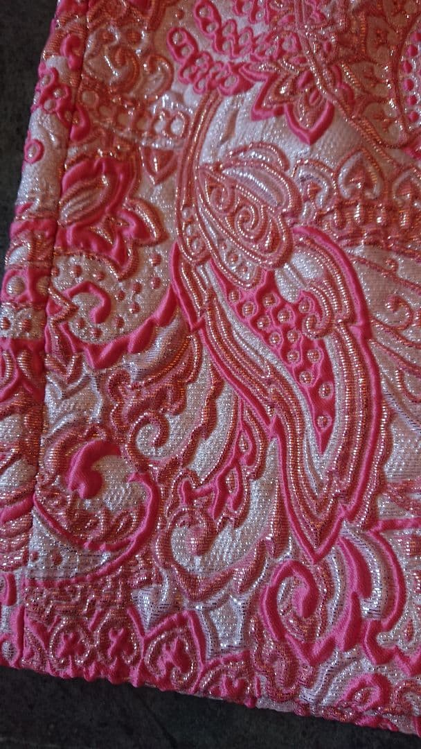 ＼新品未使用／ ドルチェアンドガッパーナ ペイズリーラメ刺繍 スカート