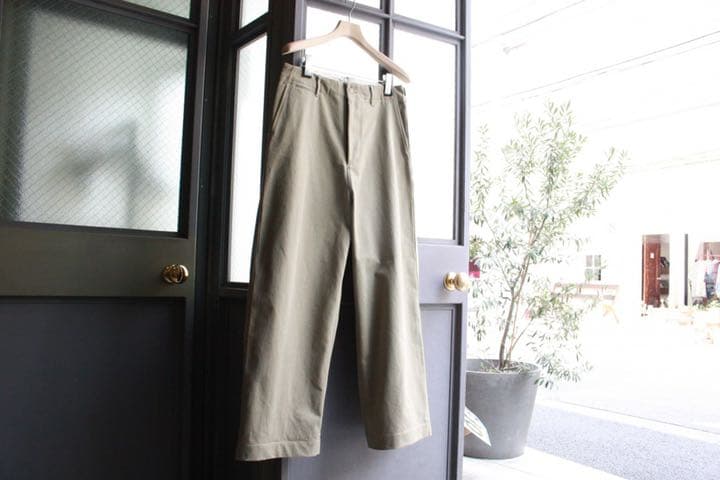 auralee ワイドパンツ チノパン AURALEE ワイドパンツ ベージュ サイズ