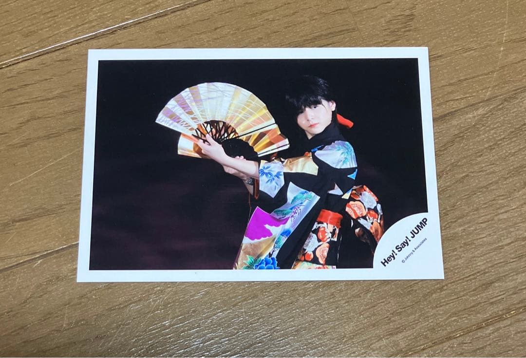 山田涼介公式写真和装ライブ1枚