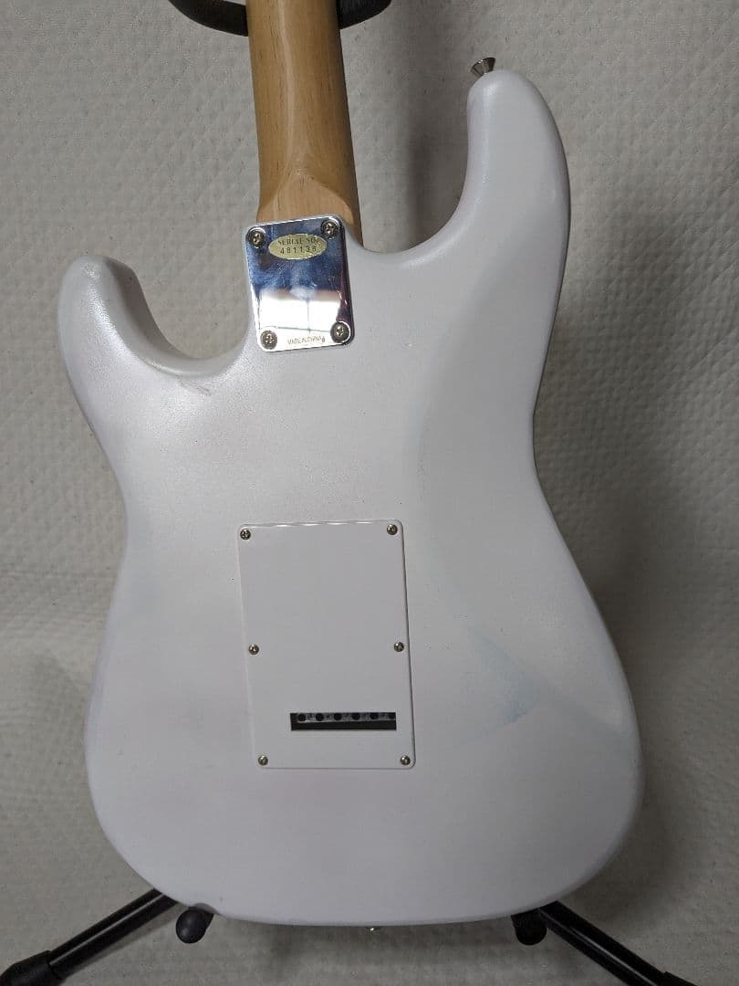 バスカーズ、エレキギター、ホワイト