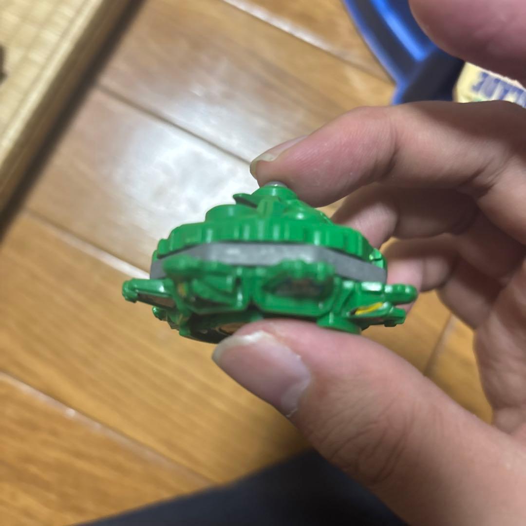 ベイブレード　スタジアム＋ベイ10個セット【ブラックドランザーチップなし】