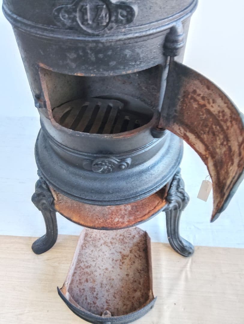 ストーブ フランス 鋳物 鉄製 シャビー レトロ ヴィンテージ(よ87)