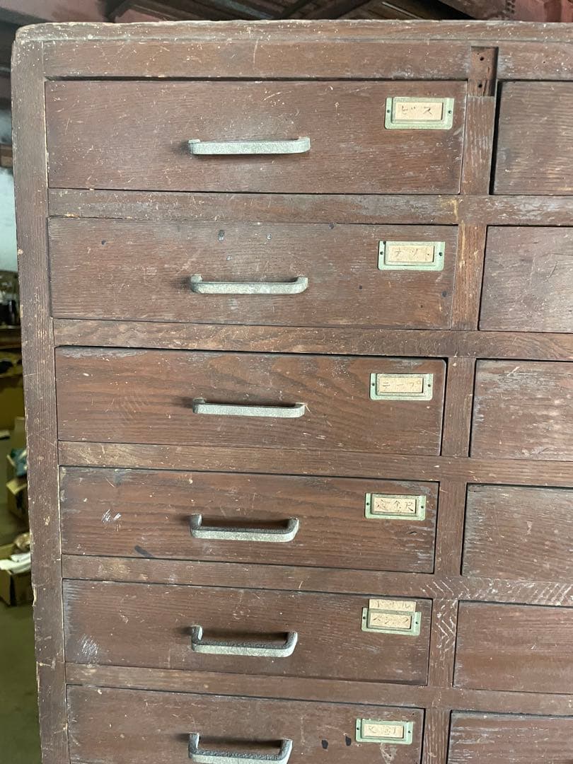 レトロ家具 昭和初期 和製アンティーク 引き出し45杯 使い込まれた風合い