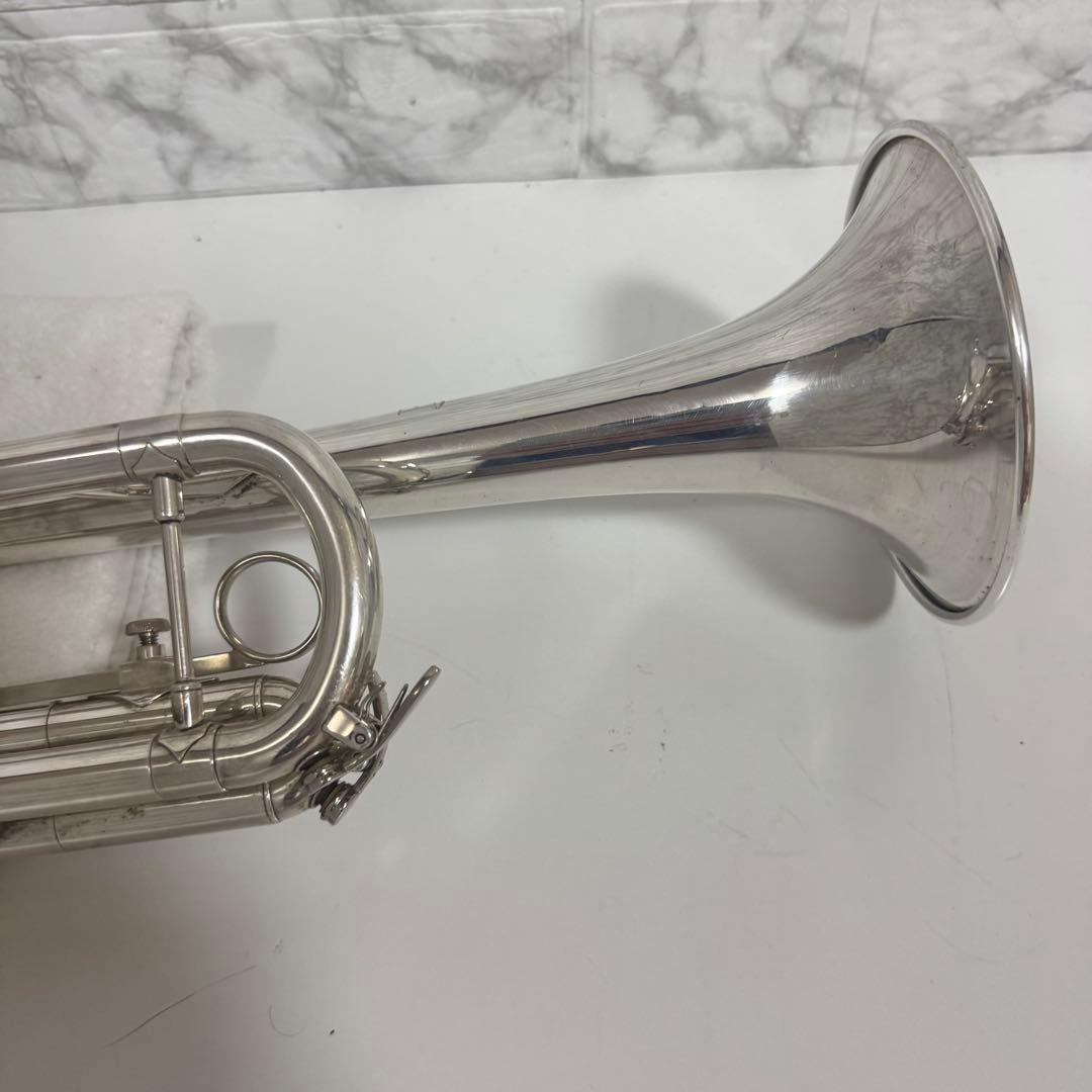 Bach バック　トランペット　TR-300 マウスピースミュート付き　管内洗浄
