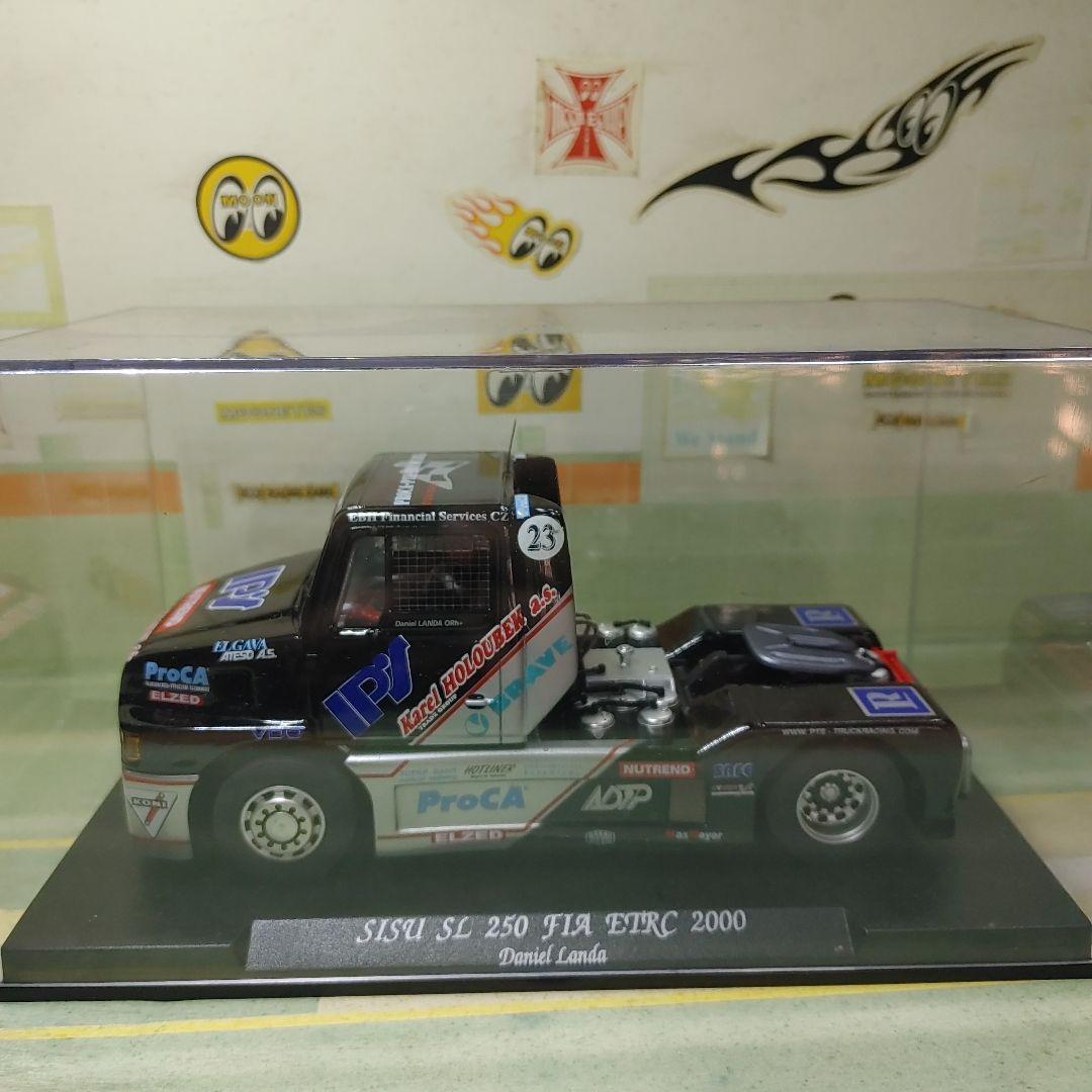SIU SL 250スロットカー1/32（ミラー無し）