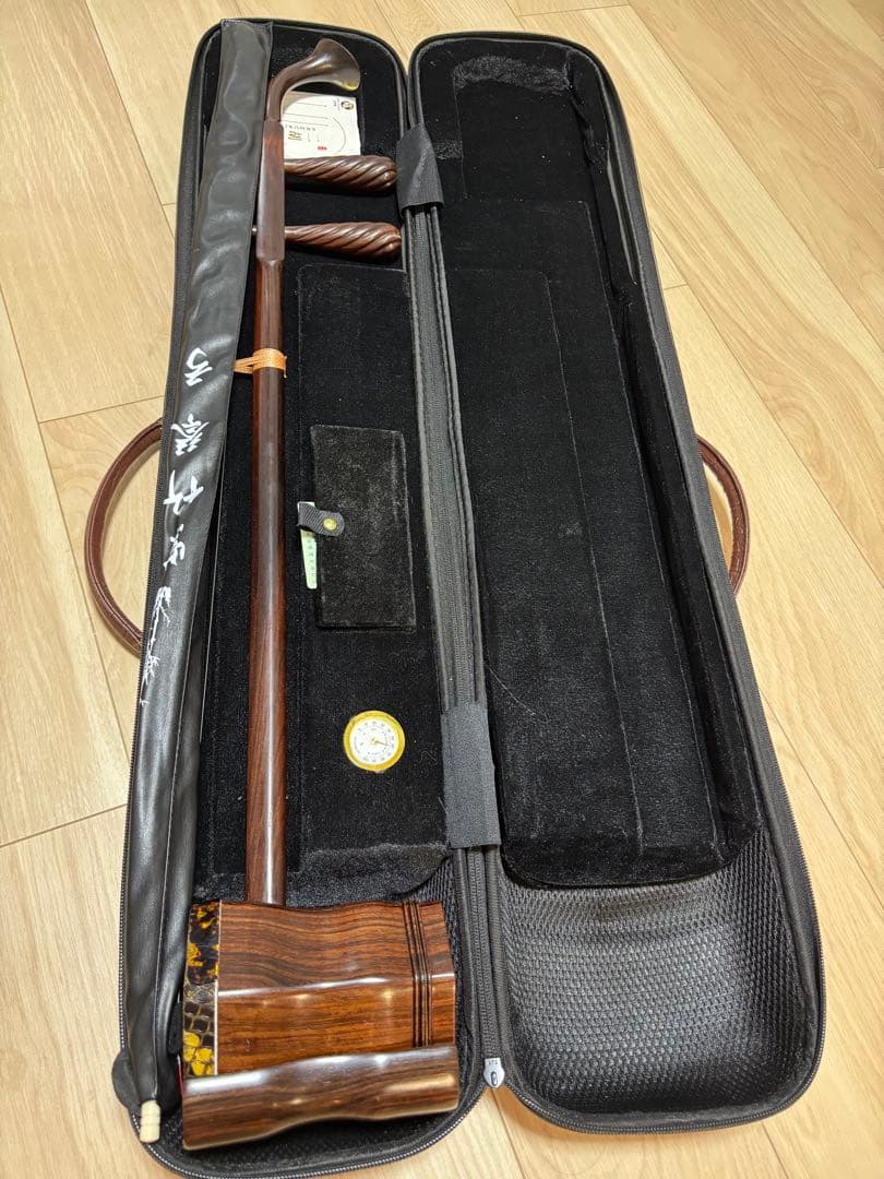 [新品未使用]二胡　明清旧料老紅木　李揚制 ★10種類の駒セットをおまけでお付け